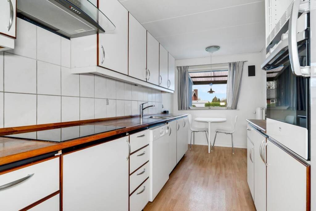 Margrethes Vej 22 - King'S Apartment - 105M2 Maribo Εξωτερικό φωτογραφία